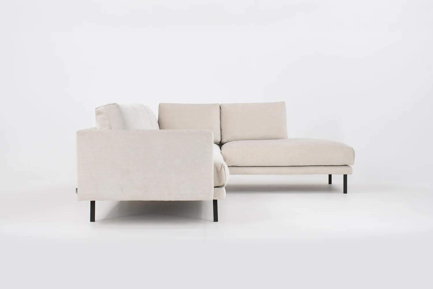 HAVU-avokulma-iso-284x216cm-DO-velvety07-mustametalli-sivu-Finsoffat