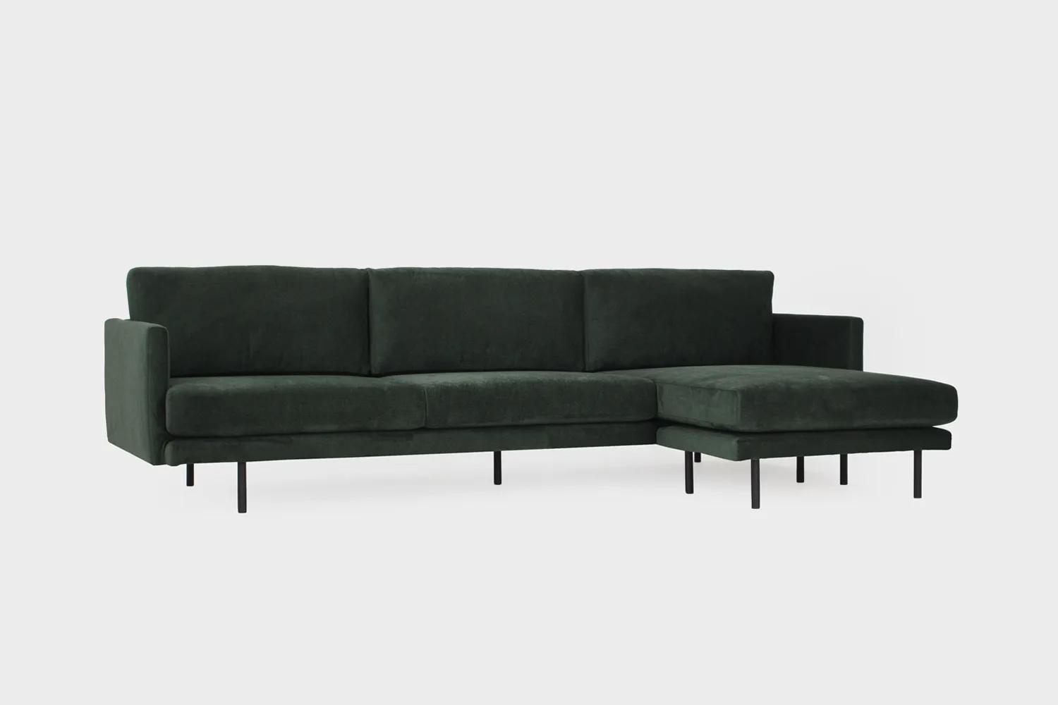 kanerva-iso-divaani-286x160-DVO-Velvety38forest-musta-viisto-Finsoffat