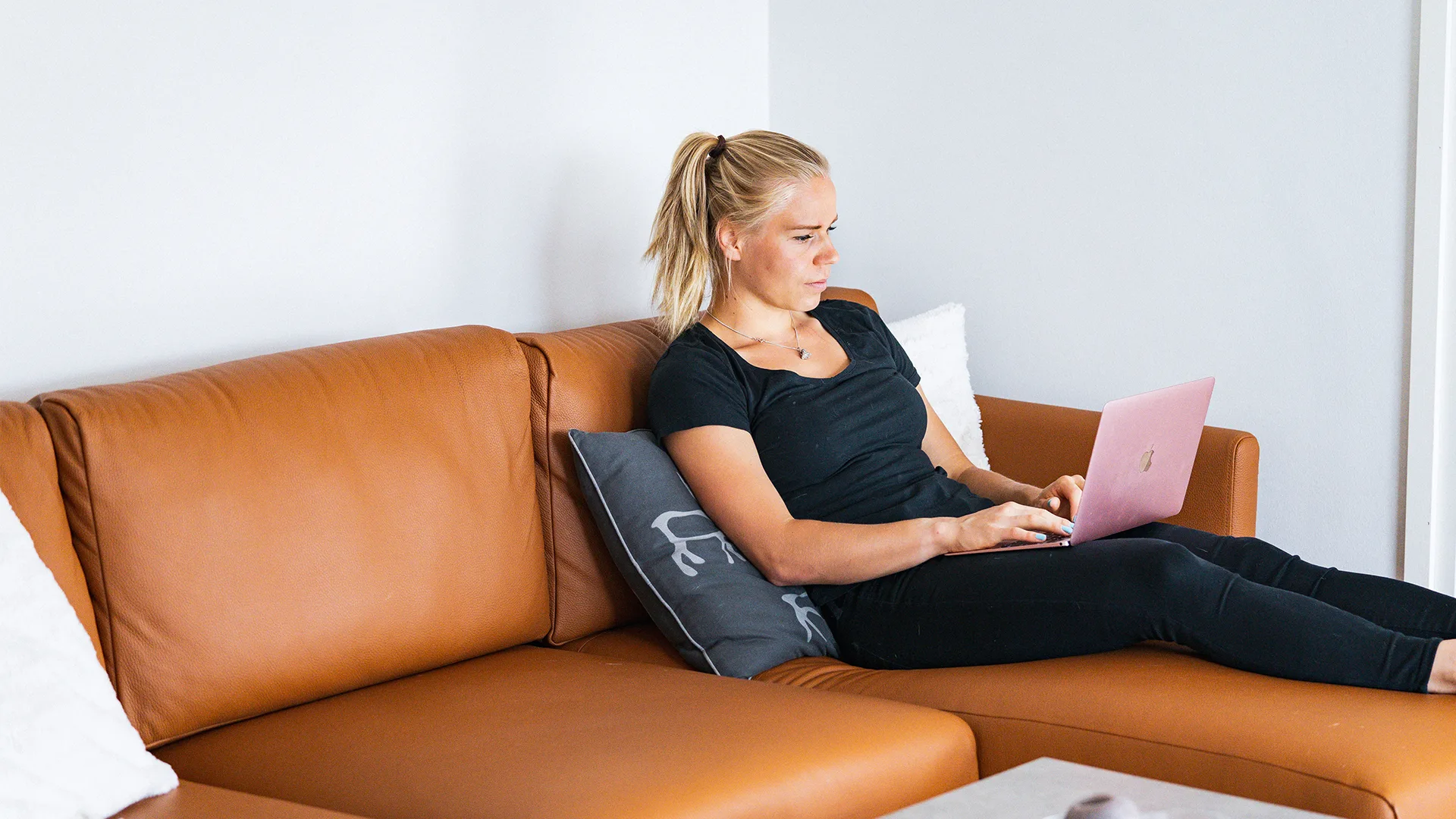 Asiakaskokemus<br>Jasmi Joensuu