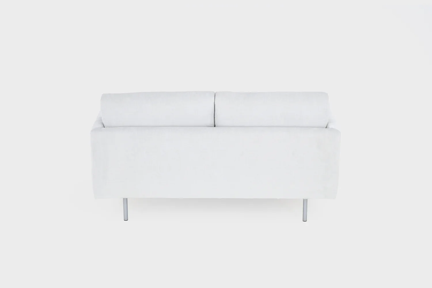 Kanerva-2,5-ist-sohva-166x96-Velvety51Steel-takaa-Finsoffat