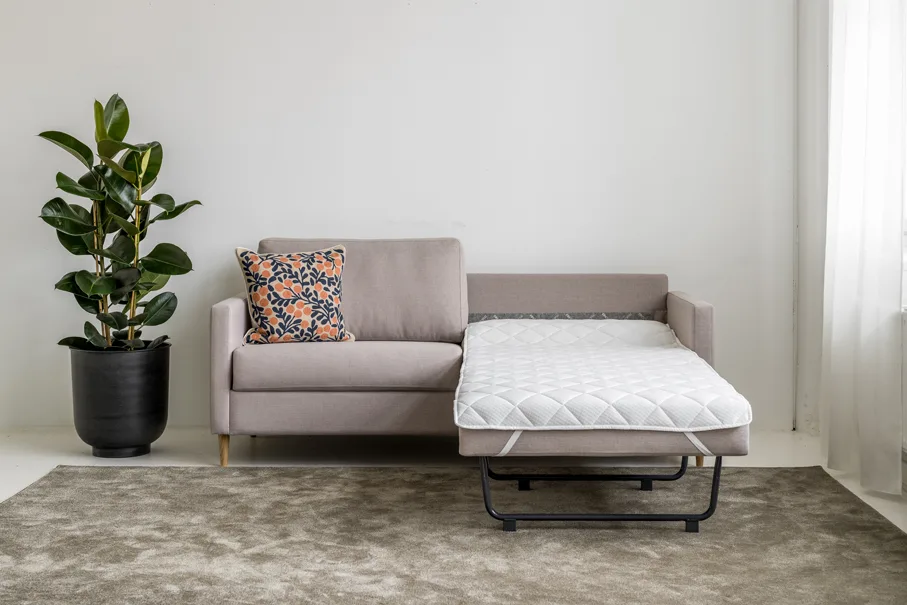 Kuinka usein vuodesohvan patjaa tulisi vaihtaa?