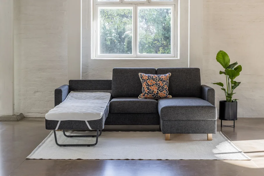 Kuinka käyttää divaanivuodesohvan säilytystilaa?