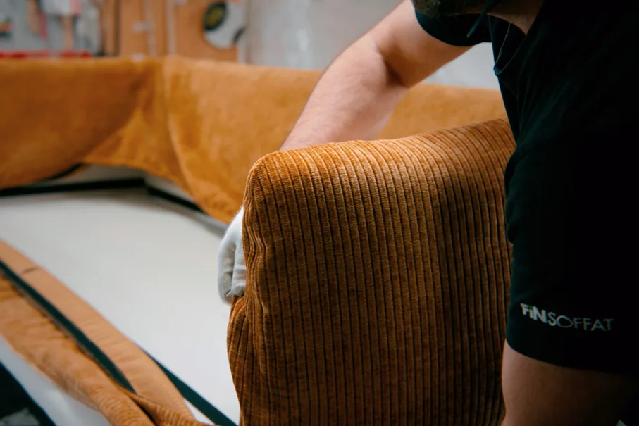 Miten sohva sopeutetaan kodin sisustusmuutokseen?